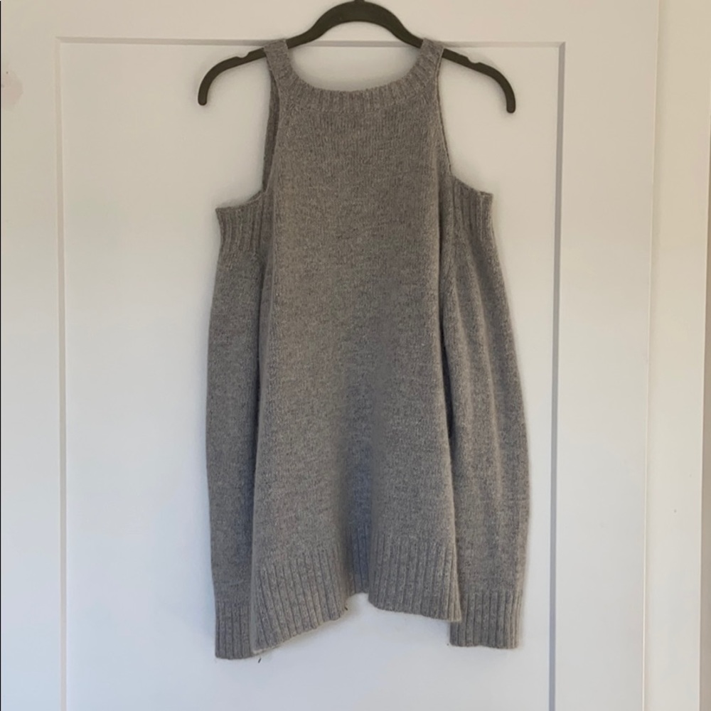 Sweater - Picture 3 of 3